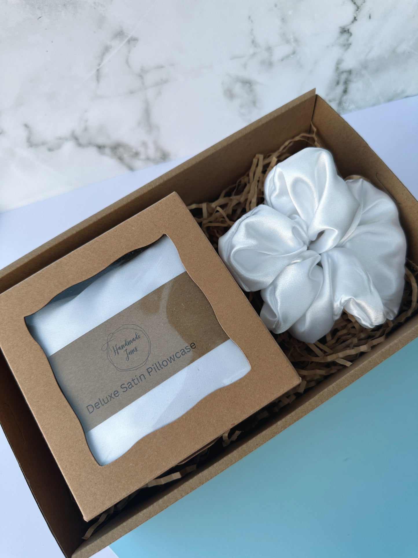 White Deluxe Satin Gift Set